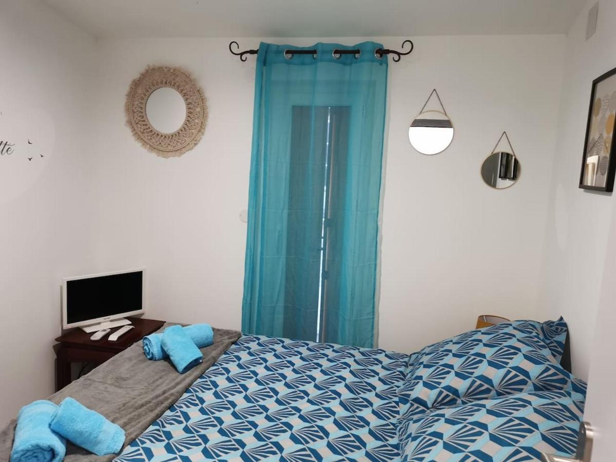 Jolie Maison De *